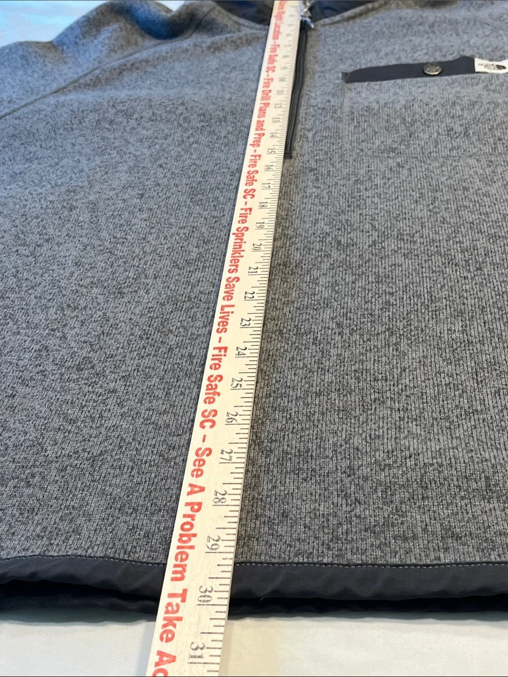 The North Face Mens XL Gray Sweater Fleece Quarter Zip Pullover Chest Pocket